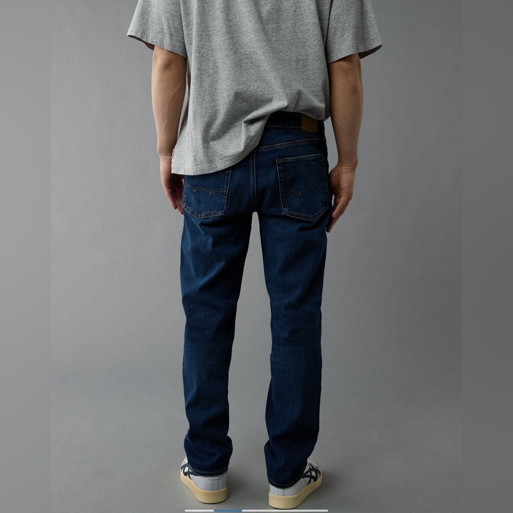 American Eagle Men’s Airflex+ Original Straight Jeans - Picture 4 of 6